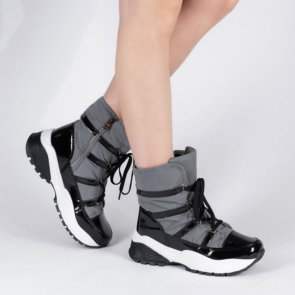 Sunlight Trekking Sneakers